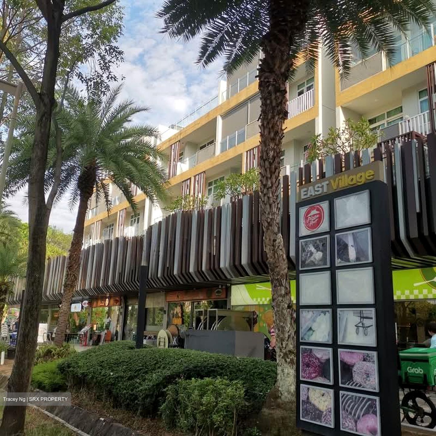East Village (D16), Retail #610992481